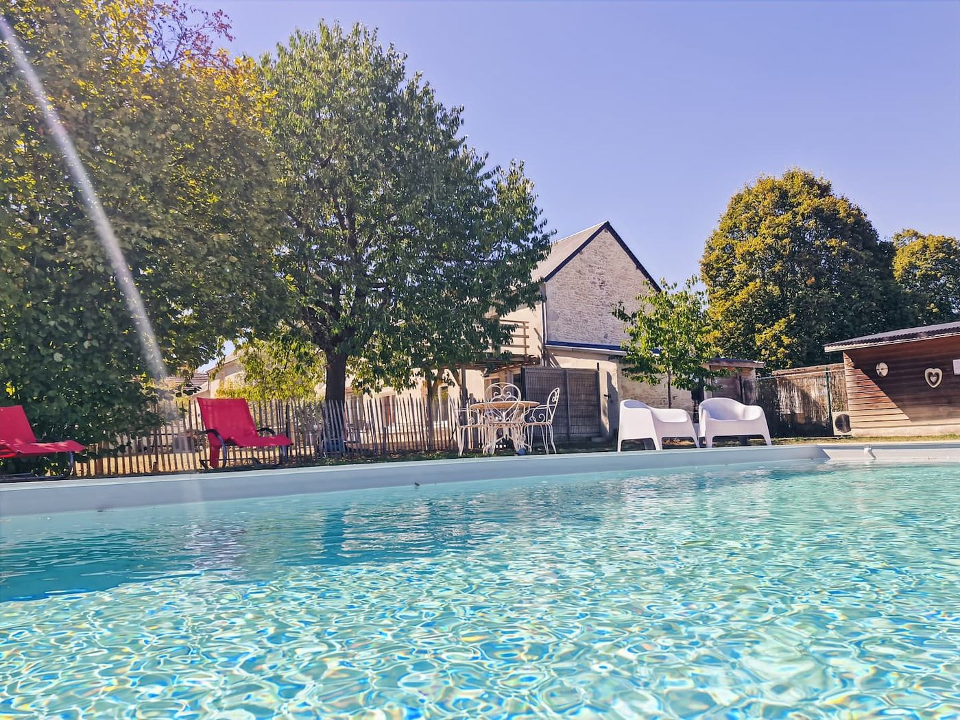 Maison familiale avec piscine sécurisée au Bardon, en Val de Loire